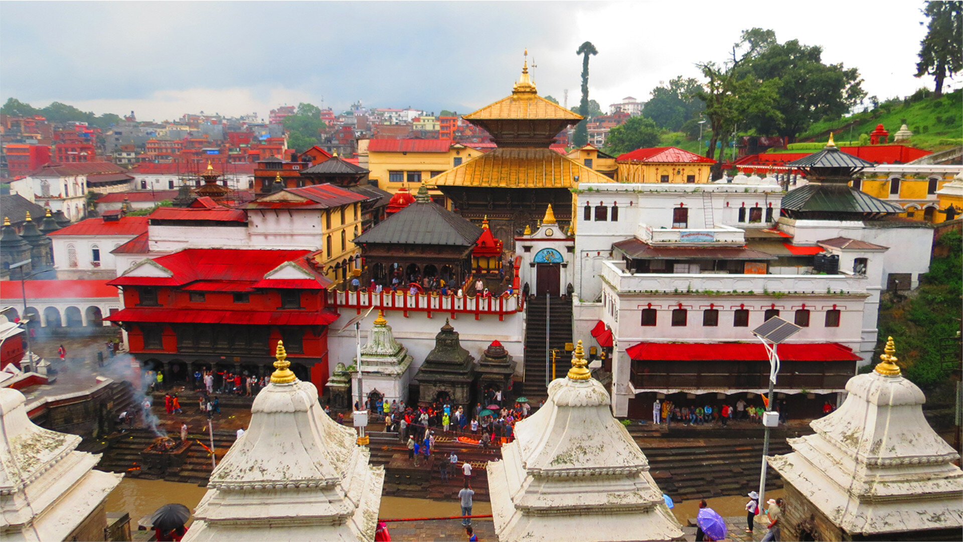 Arrive in Kathmandu (1,400 m)
