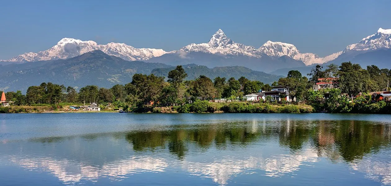 Drive to Pokhara (822m)