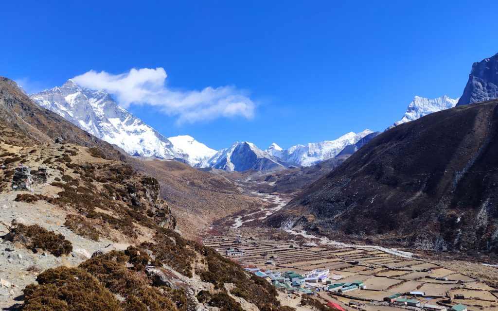 Trek from Ama Dablam base camp to Tengboche(3860M approx 6 hrs walk)