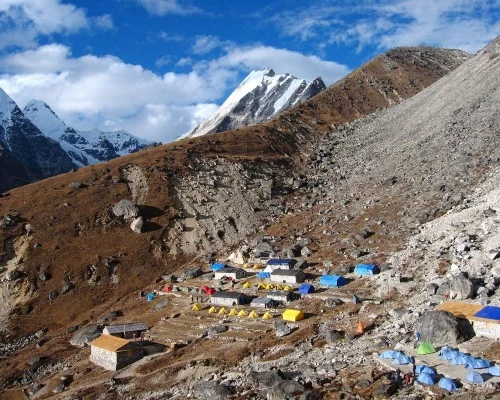 Trek to Khare (5,045 m)