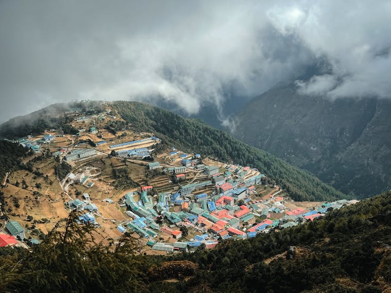Trek to Namche Bazaar (3,440m)