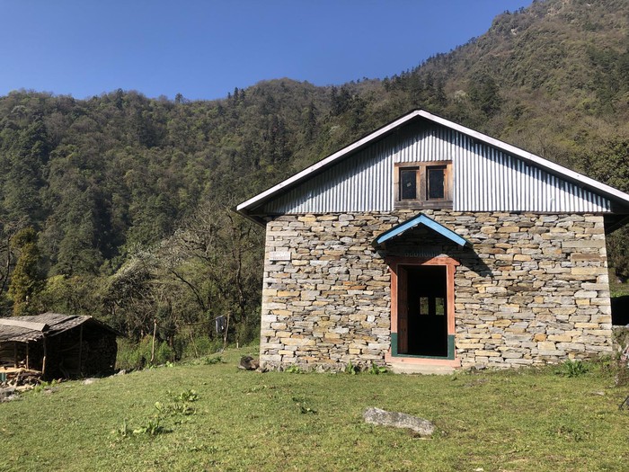 Trek to Ningsow/ Ramailo Danda (2,860m)