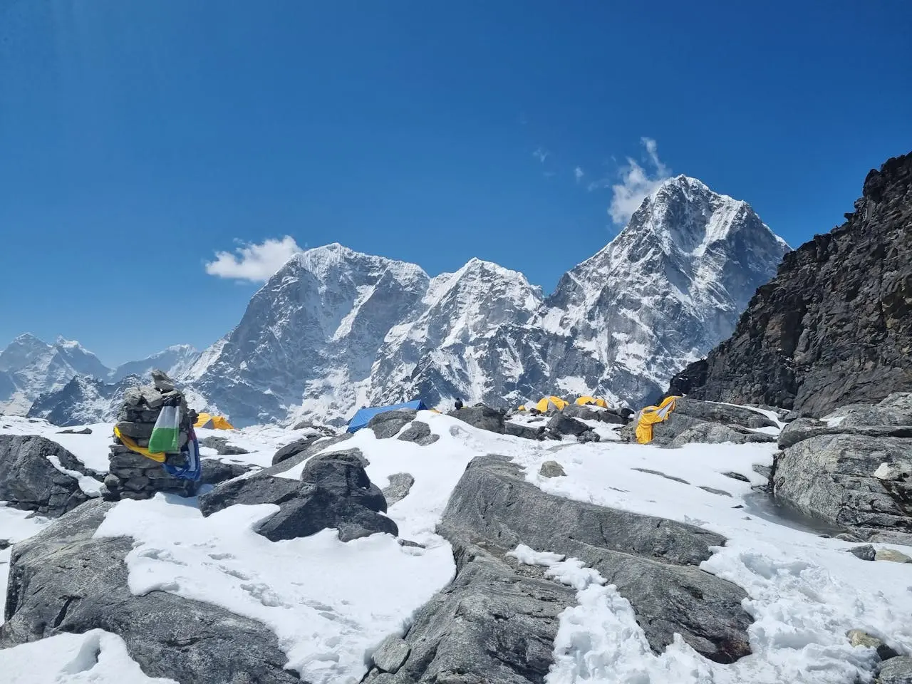 lobuche-east-climbing3