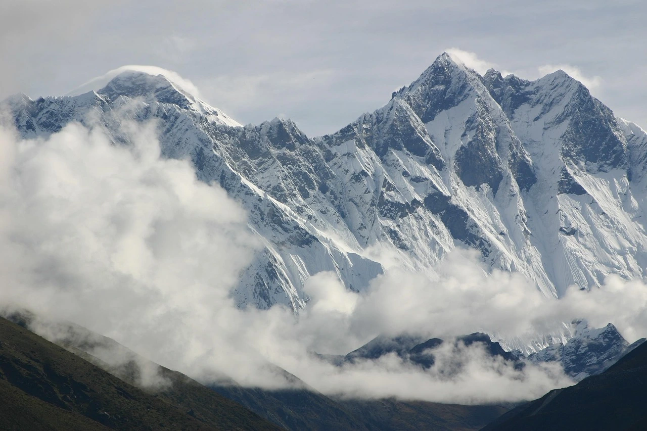 mount-lhotse-expedition1