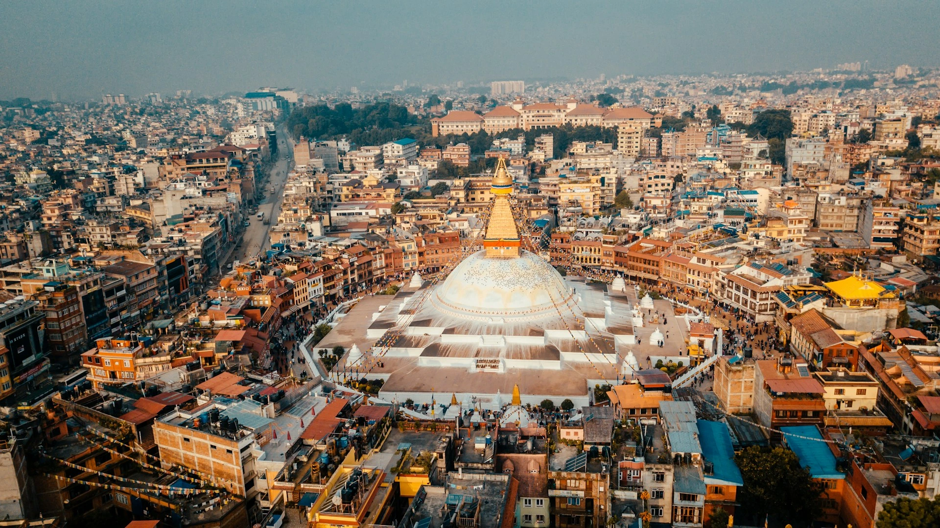 Arrive in Kathmandu (1,400 m)