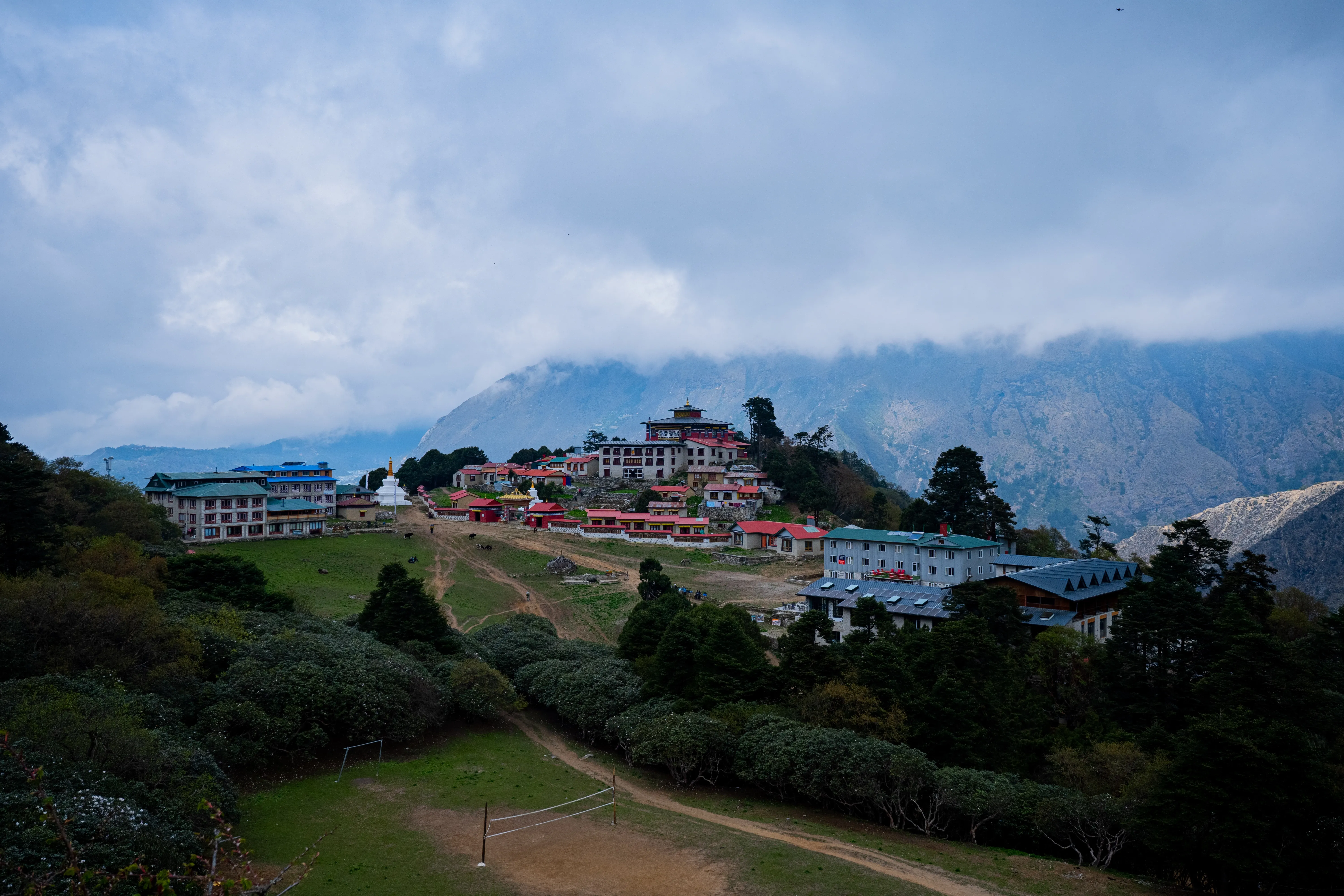 Trek to Tengboche (3,860 m)